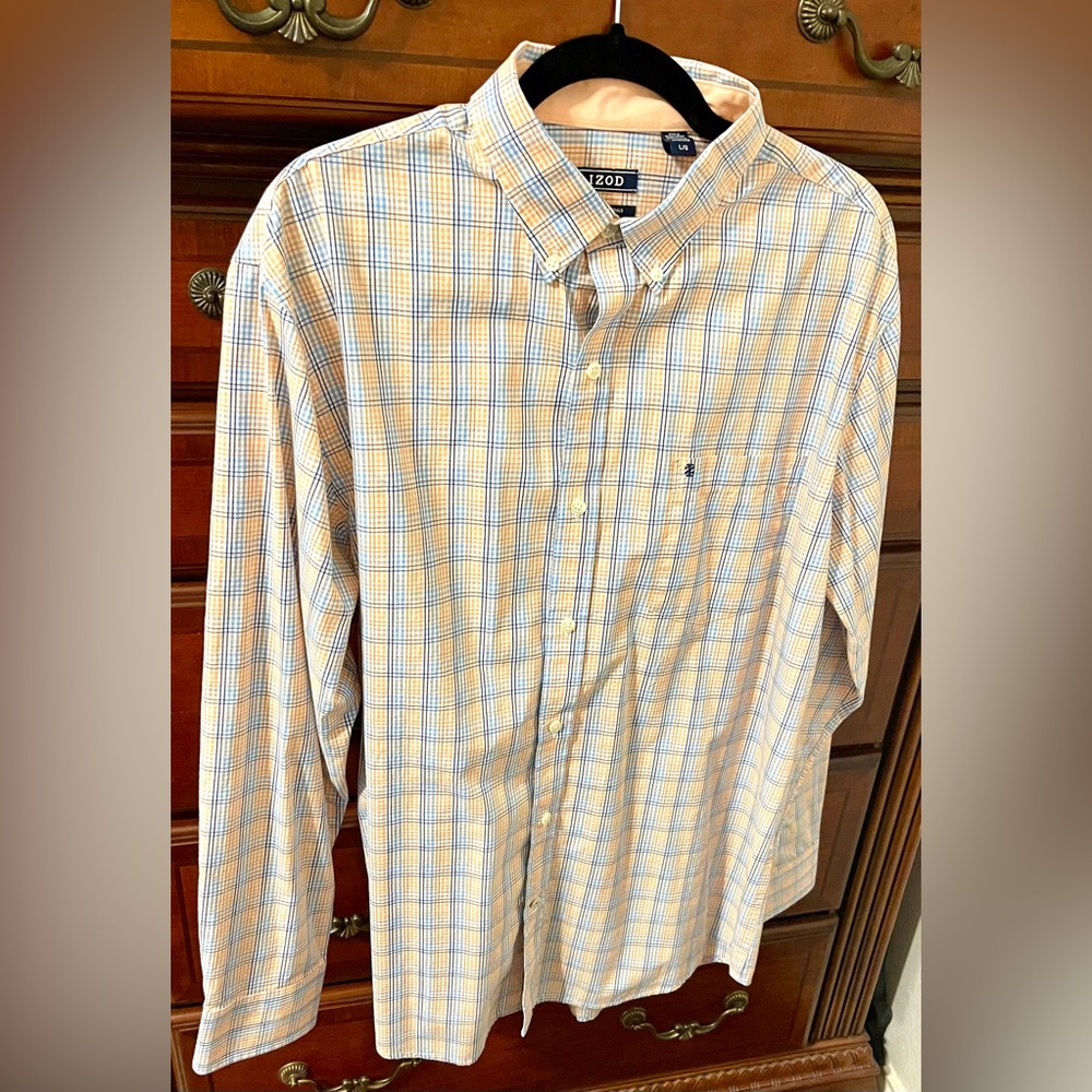 Izod long sleeve shirt